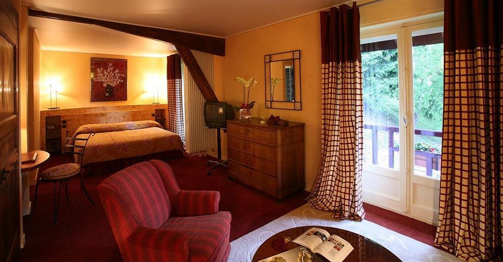 Hotel Ombremont Jean-Pierre Jacob Ле-Бурже-дю-Лак Экстерьер фото